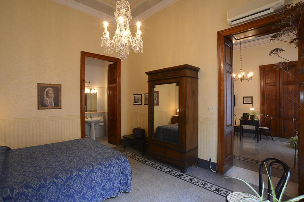 Suites In Sicily 阿奇雷亚莱 外观 照片