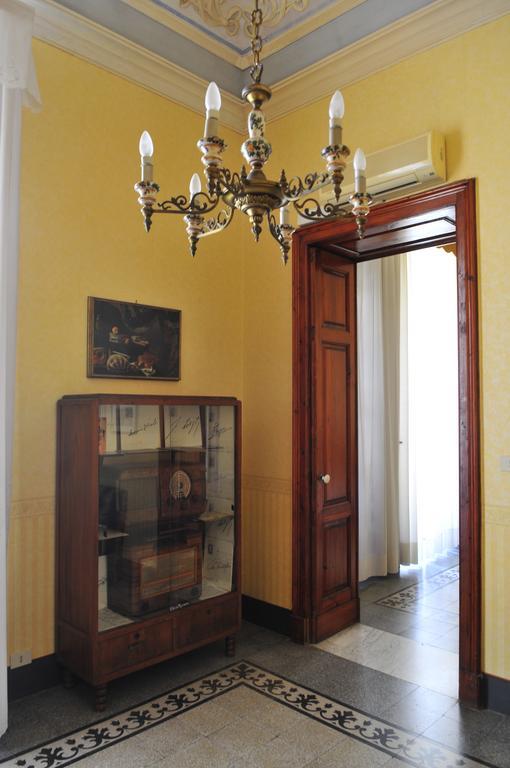 Suites In Sicily 阿奇雷亚莱 外观 照片