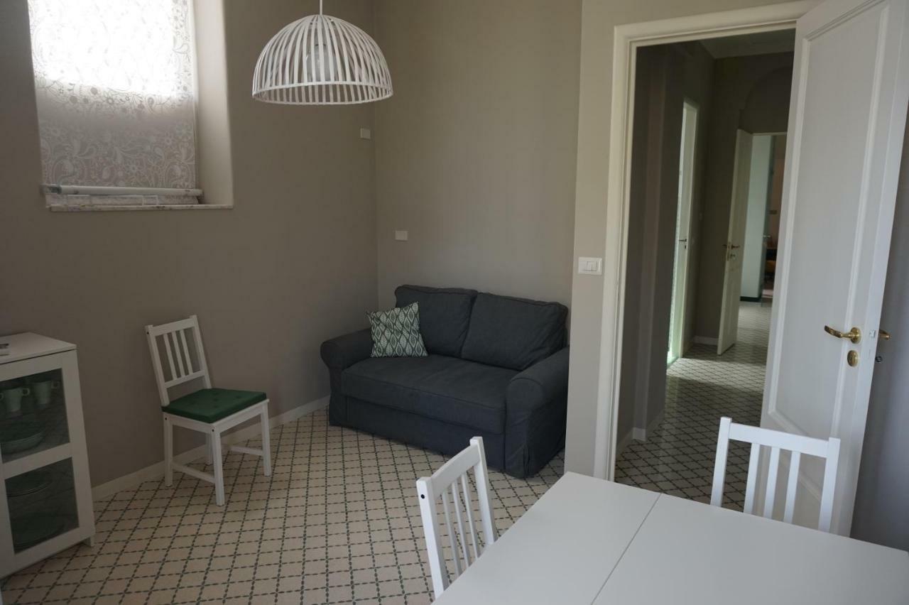 Suites In Sicily 阿奇雷亚莱 外观 照片